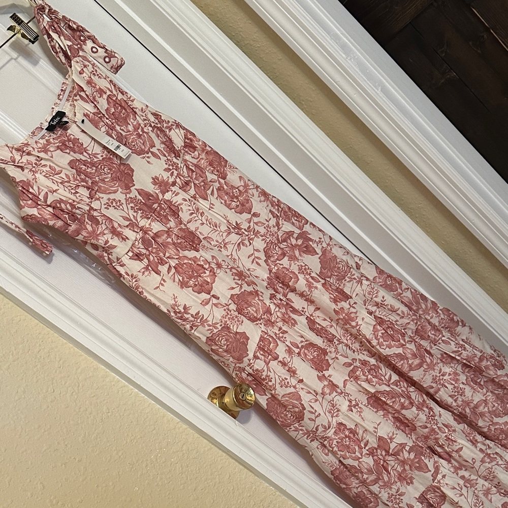 Trixxi Pink Floral Maxi Dress